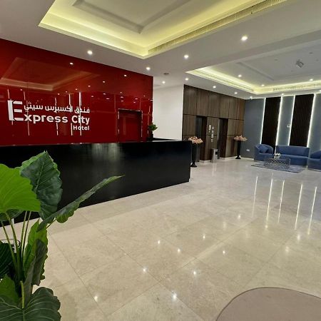 Express City Hotel - Дукм Экстерьер фото